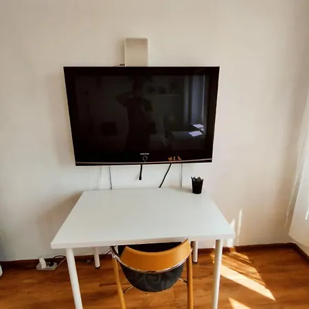 Cozy At Plac Konstytucji Apartment Warschau