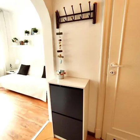 شقة Cozy At Plac Konstytucji وارسو